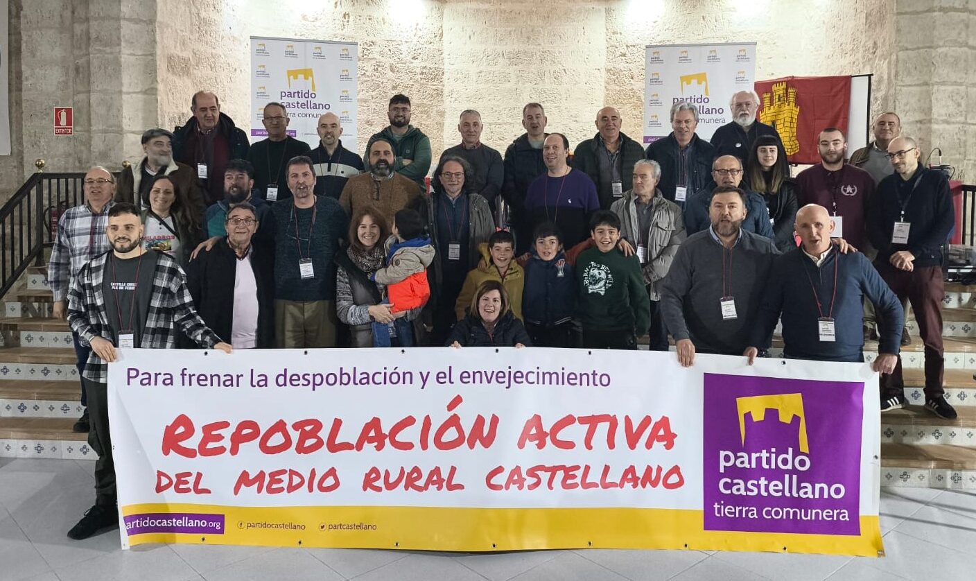 Delegados y delegadas e invitados al XV Congreso al PCAS-TC